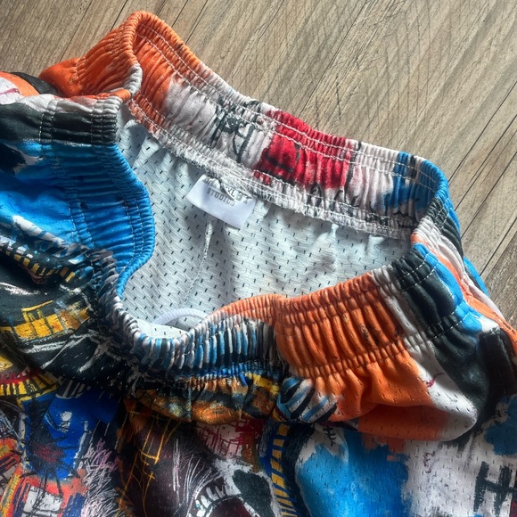 Bravest Studios Shorts - Picture 2 of 2